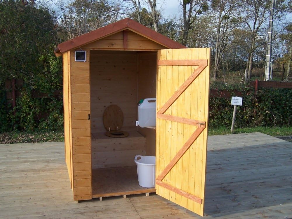 Abri WC bois - panneau 16mm, lave-mains, 1.81m2