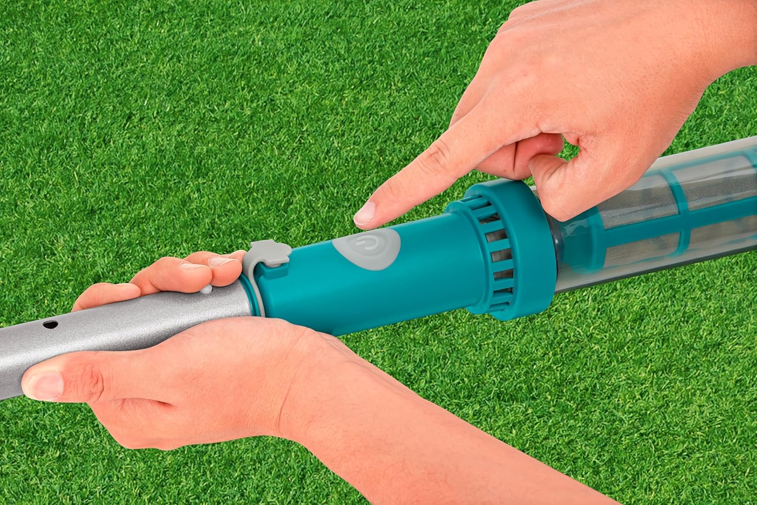 Aspirateur électrique rechargeable - Aquasurge - 6,10m - 50min d'autonomie, 2 têtes inclus