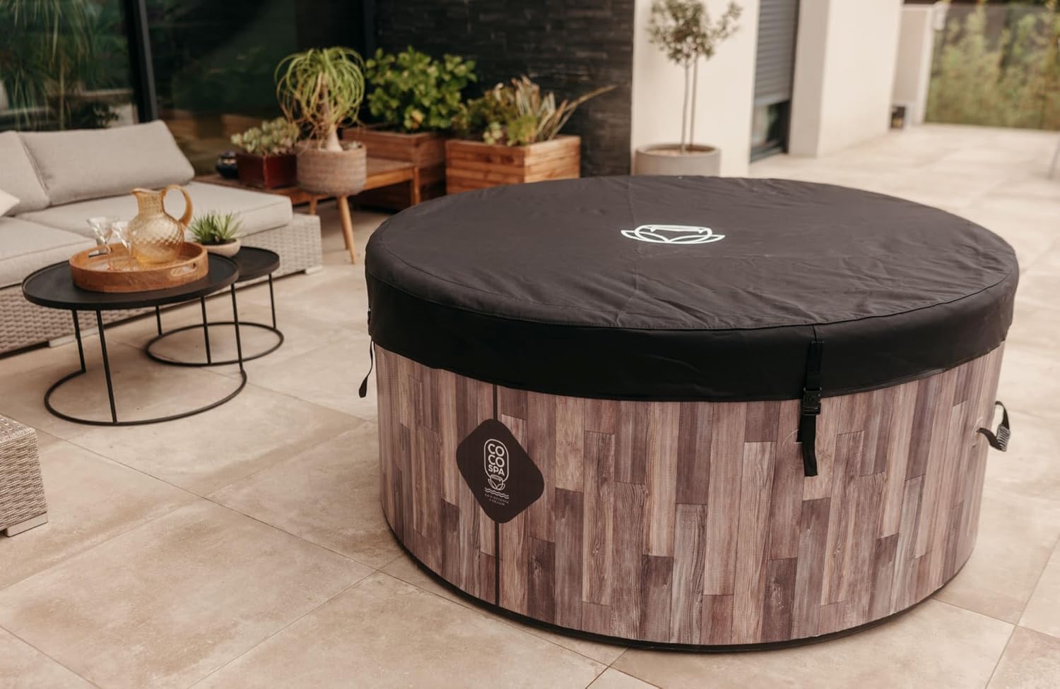 bleujardin Nordik Spa Gonflable - 150 cm de diamètre - 800 litres - Moteur 2240 W - 2 à 4 Personnes - Massage 140 Jets