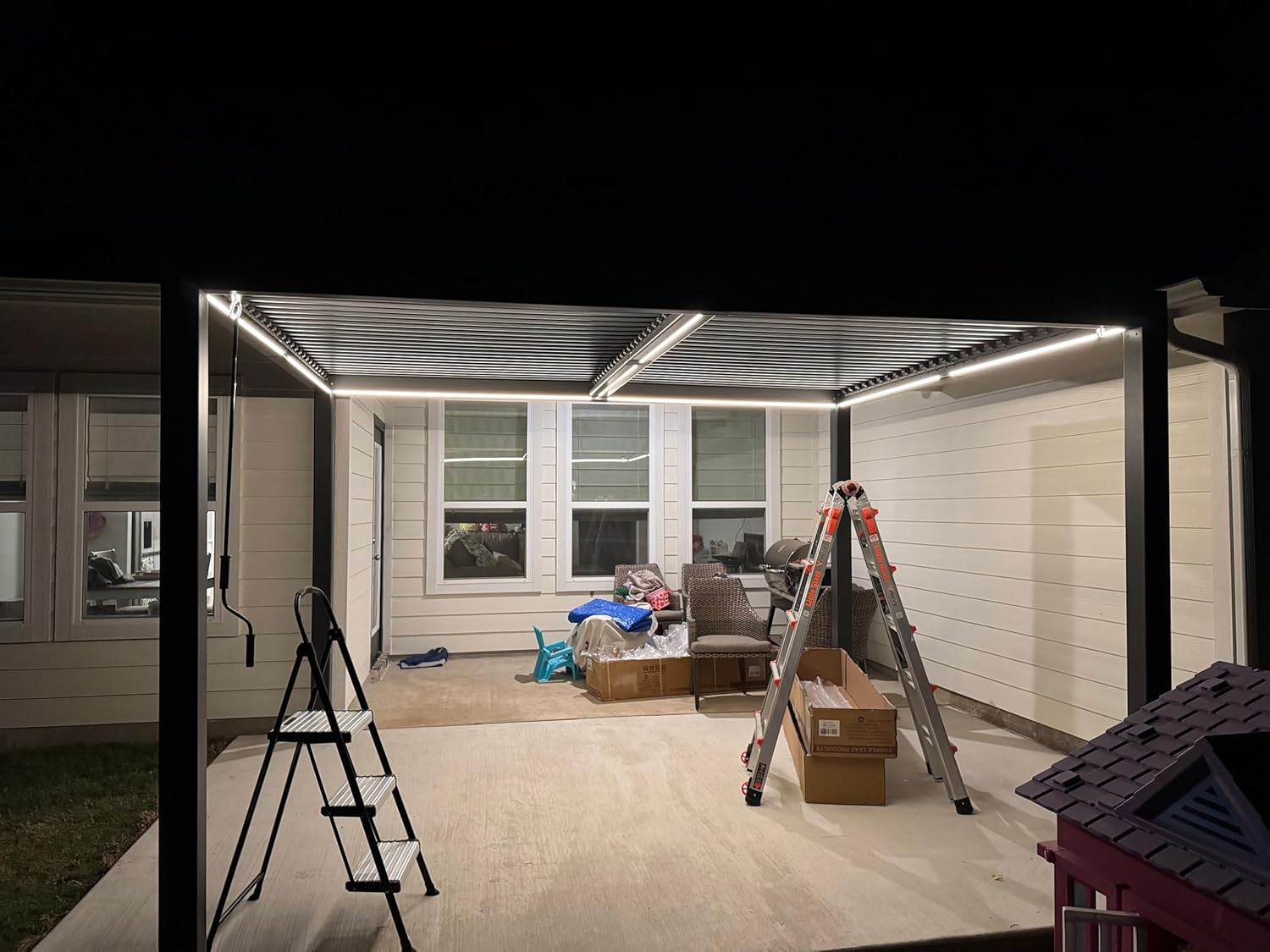 bleujardin - Pergola bioclimatique - 3 x 3,65 m - aluminium, lames orientables, LED, imperméable