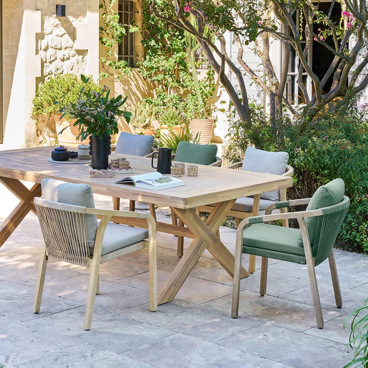 bleujardin - Xenia table de jardin 10 places - eucalyptus - grande taille
