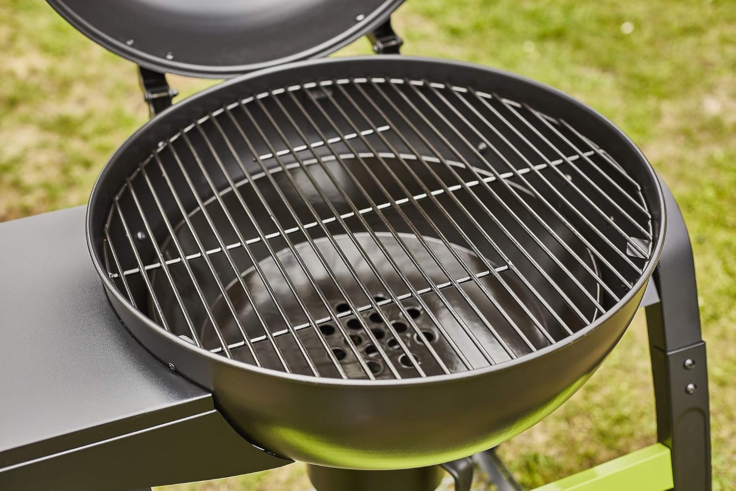 bleujardin - Tonino 60 - barbecue charbon avec capot, wheels, thermomètre