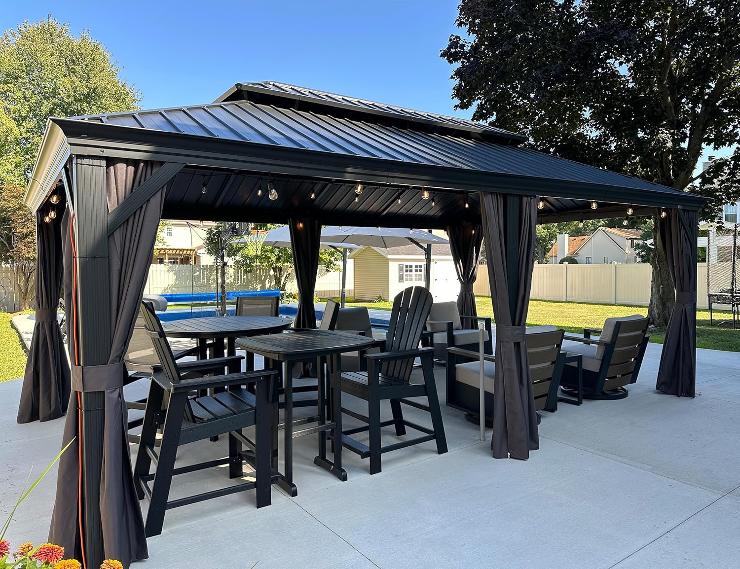 bleujardin - tonnelle aluminium - 6x3,65m - LED, rideaux, gouttière, gris