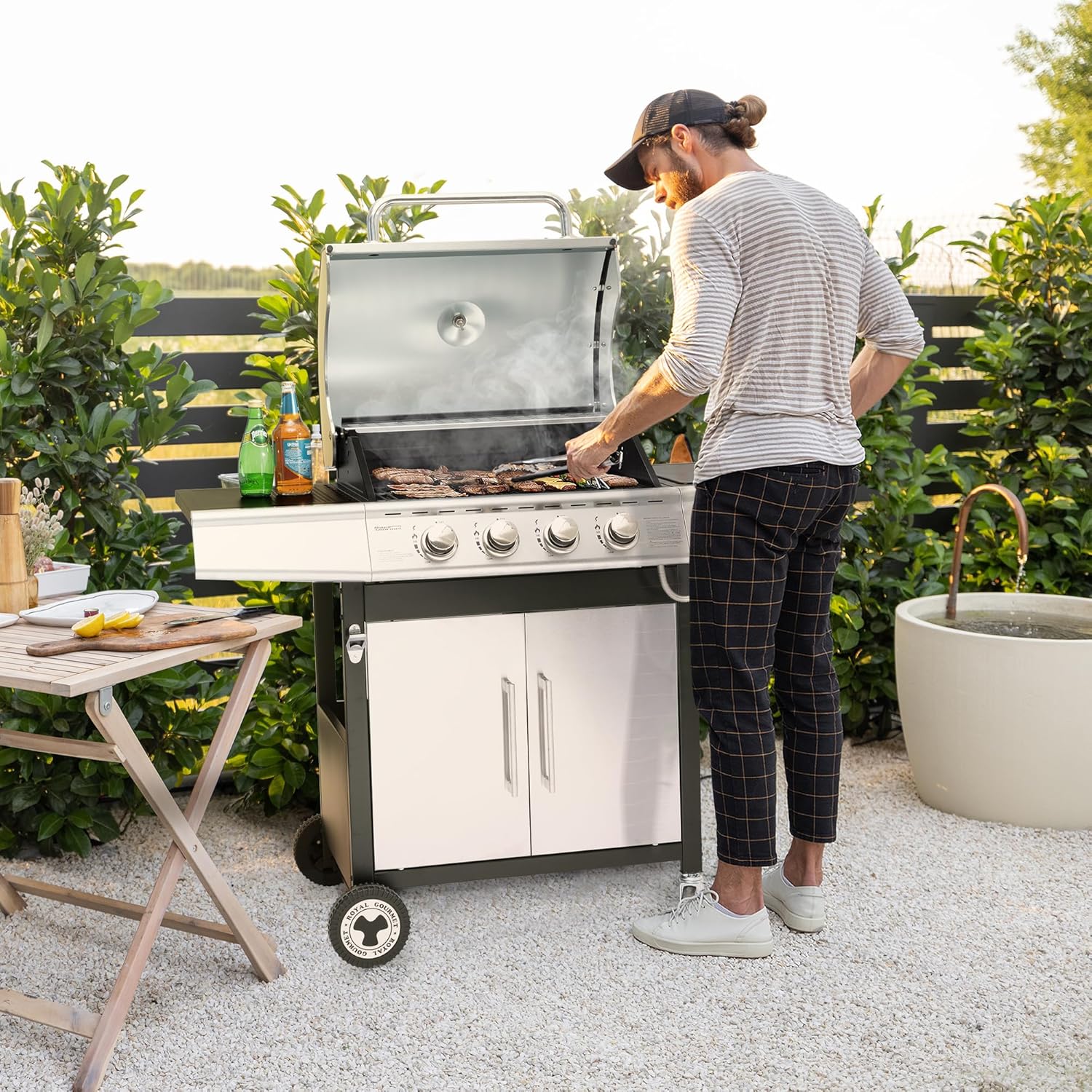 bleujardin - Barbecue Gaz 4+1 brûleurs inox - 14,5kW - 2 portes, thermomètre, roues directionnelles