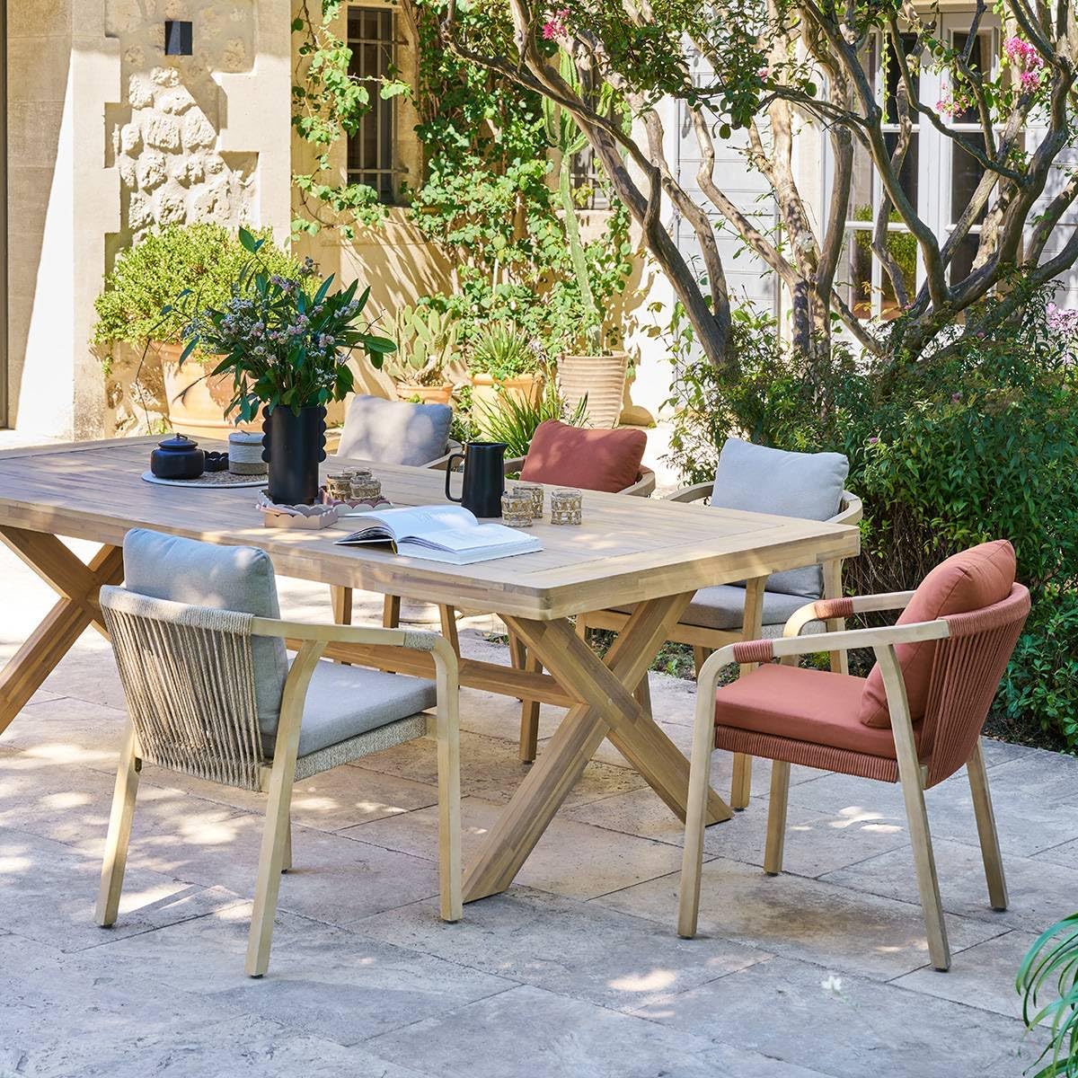 bleujardin - Xenia table de jardin 10 places - eucalyptus - grande taille