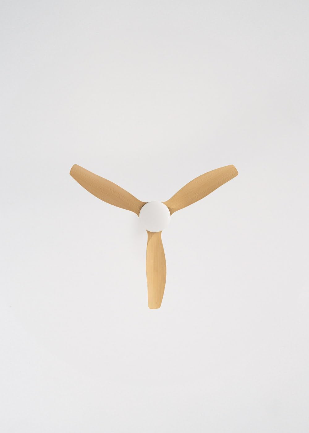 CREATE WINDCALM S Ventilateur de plafond ABS avec lumière noire, pales effet bois clair avec télécommande, 40 W, silencieux, Ø112 cm, 6 vitesses, 3 températures de lumière, minuterie, fonction été