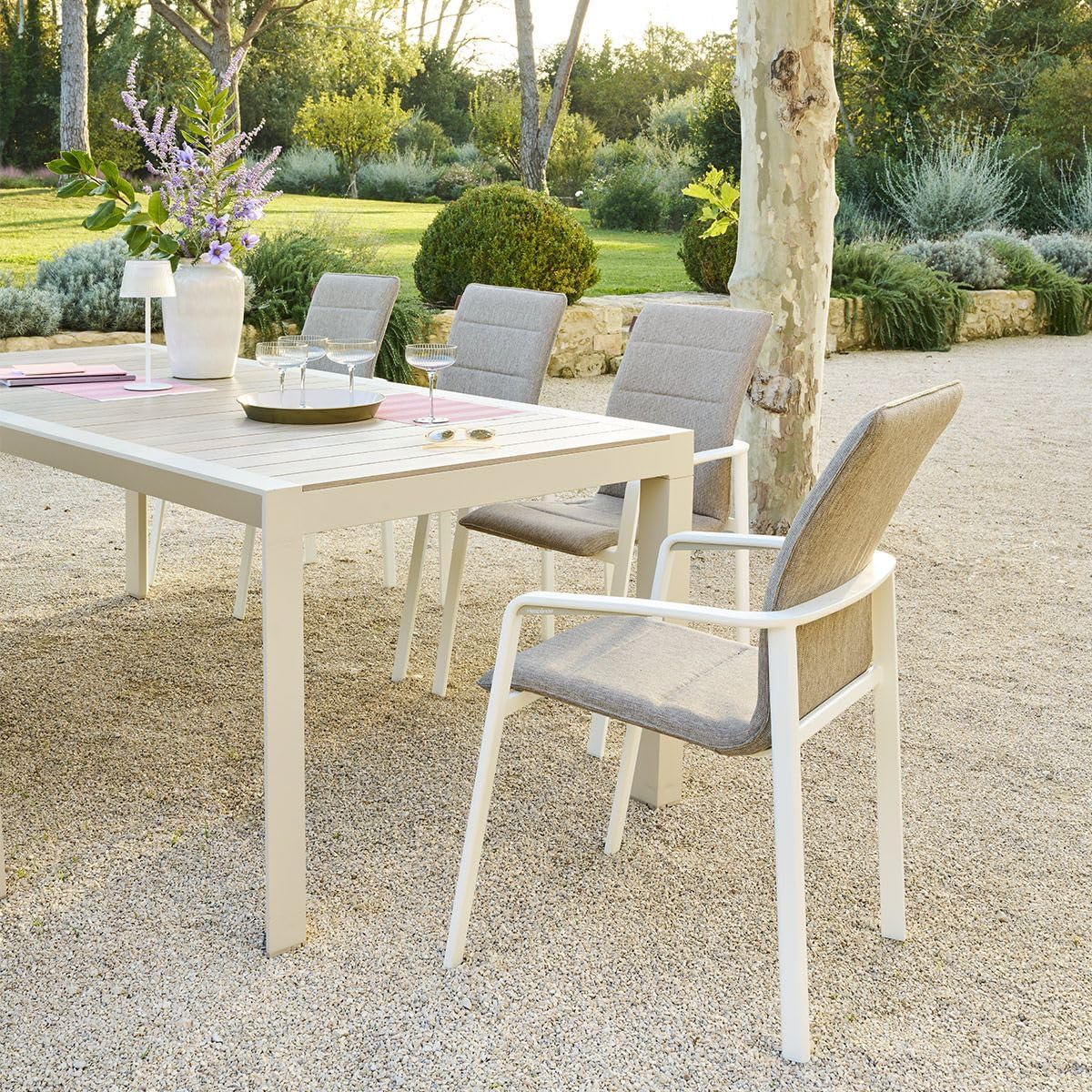 bleujardin - Table de jardin Évasion 8 places - aluminium, effet bois, lin et argile